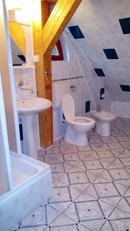 Apartamenty Pod Lipami Junoszyno Exterior photo